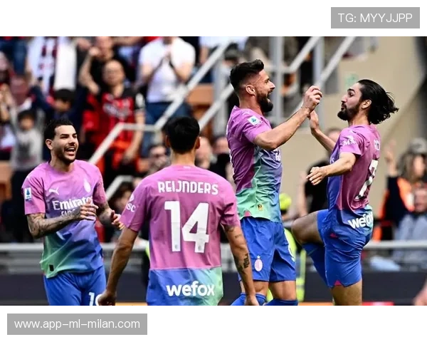 AC米兰角球精准送达，吉鲁头球砸入网窝